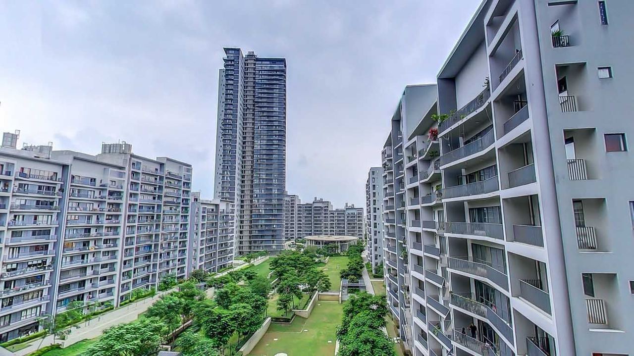 IREO Skyon in Sector 60, Golf Course Extn Road